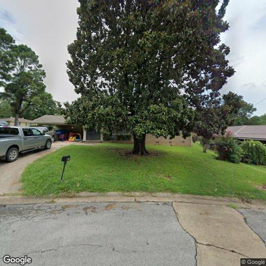 Primary Photo - 3 br, 3 bath House - 900 Locust