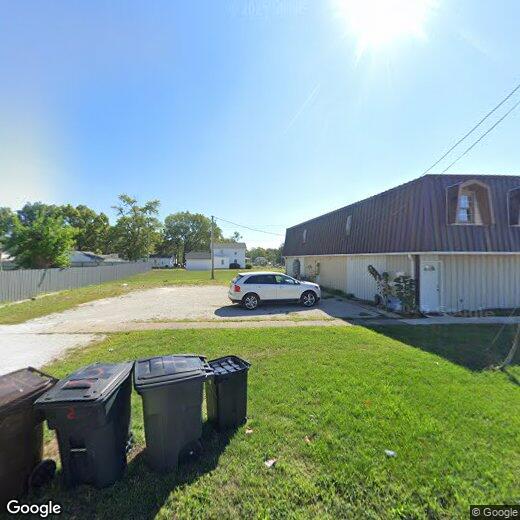 Primary Photo - 301 N Central St