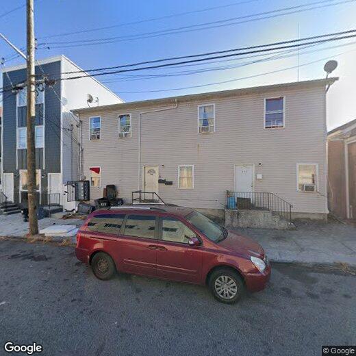Primary Photo - 286 Governor St