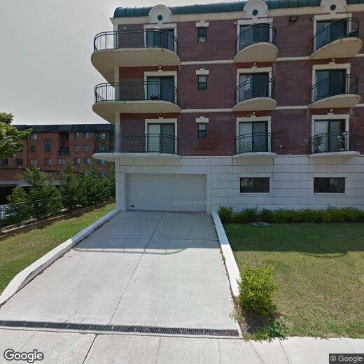 Primary Photo - 4 Chelsea Pl