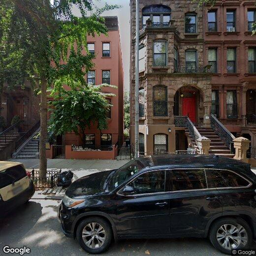 Primary Photo - Gorgeous, Enormous 2 Bedroom Triplex with ...