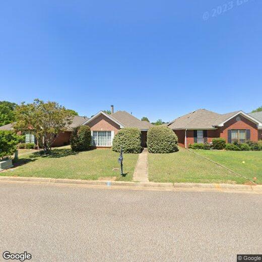 Primary Photo - 1703 Pebble Creek Dr