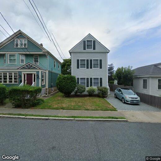 51 Carroll Ave, Newport, RI 02840 House for Rent in Newport, RI