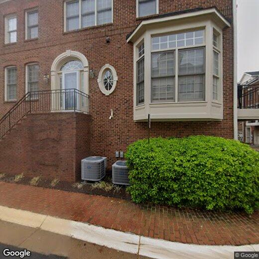 1626 Colonial Hills Dr, McLean, VA 22102 Townhome Rentals in McLean