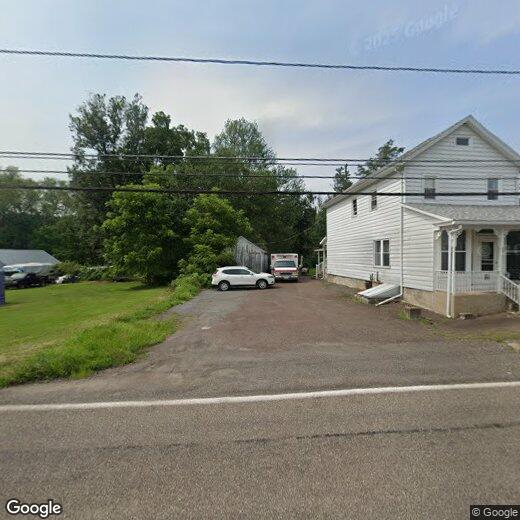 370 Pond Hill Mountain Rd Unit 1, Wapwallopen, PA 18660 Room for Rent