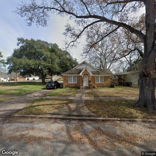 Primary Photo - 1209 6th St