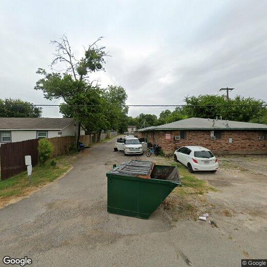 Foto principal - 2002 Washington St