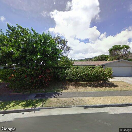 Primary Photo - 956 Waiiki St