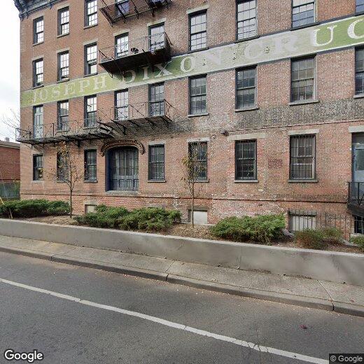 Primary Photo - 341 Monmouth St
