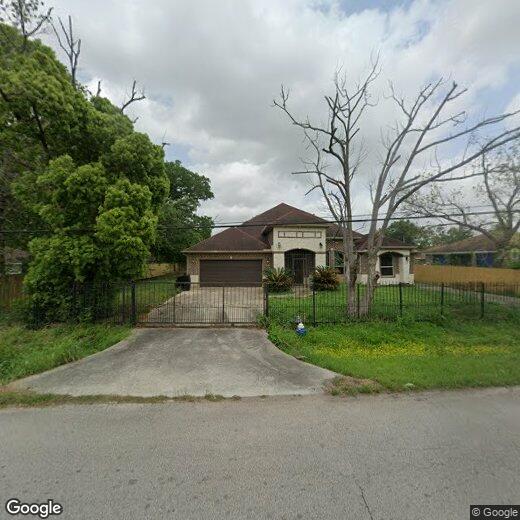 Foto principal - 6118 Grapevine St