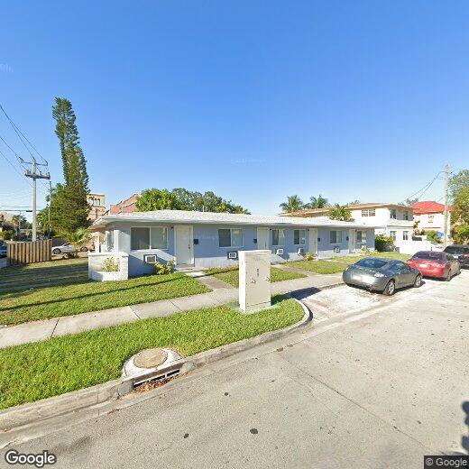 Foto principal - 891 SW 5th St