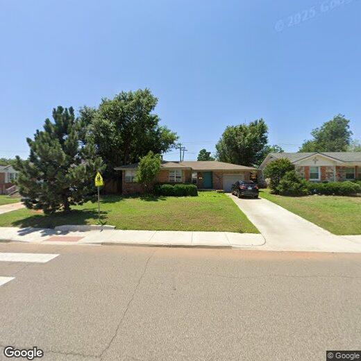 10009 Ridgeview Dr, The Village, OK 73120 House for Rent in The