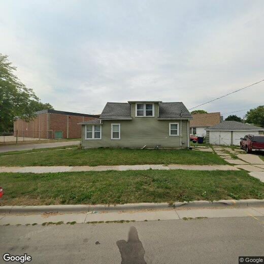 406 W Holmes St, Janesville, WI 53548 House Rental in Janesville, WI