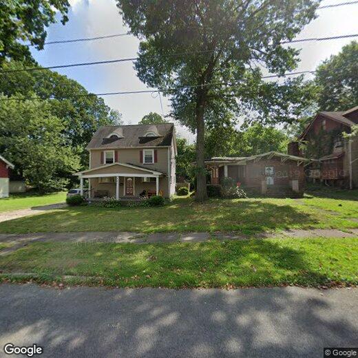 241 Crandall Ave, Youngstown, OH 44504 Townhome Rentals in Youngstown