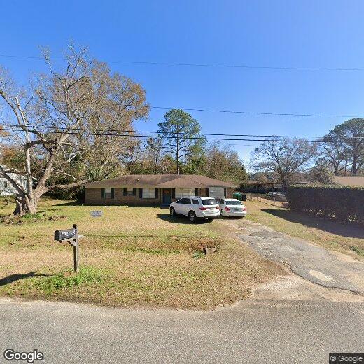 Primary Photo - 4853 Emerald Dr W