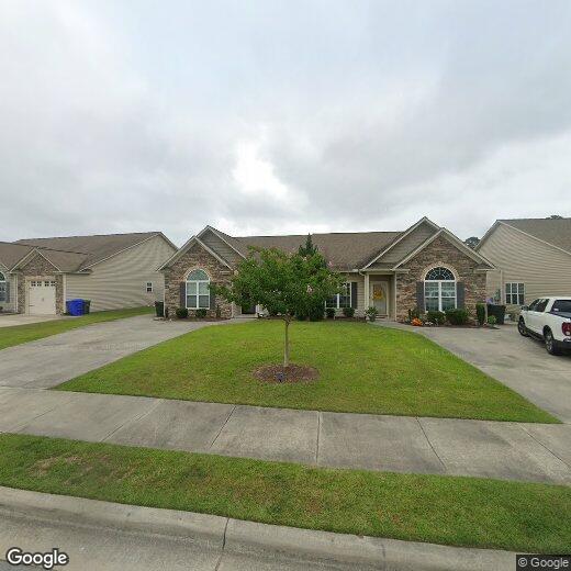 Foto principal - 3344 Ellsworth Dr