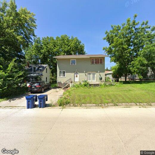 1804 Denver Ave House Rental in Spirit Lake, IA