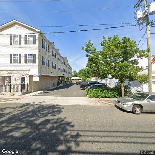 95 Main St, Sayreville, NJ 08872 Room for Rent in Sayreville, NJ