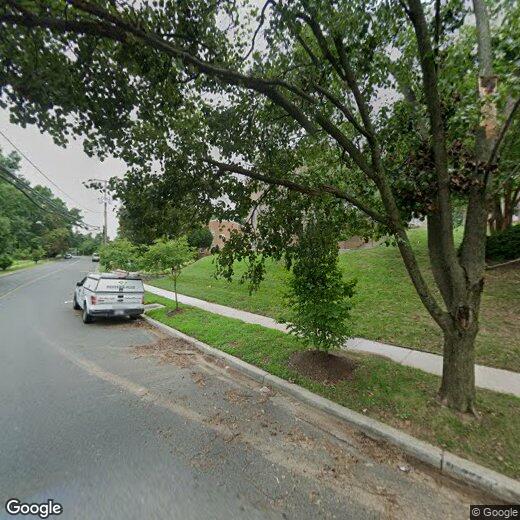 Primary Photo - 7942 Lakecrest Dr