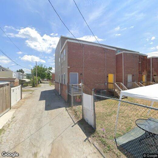 221 Green St, York, PA 17401 House Rental in York, PA