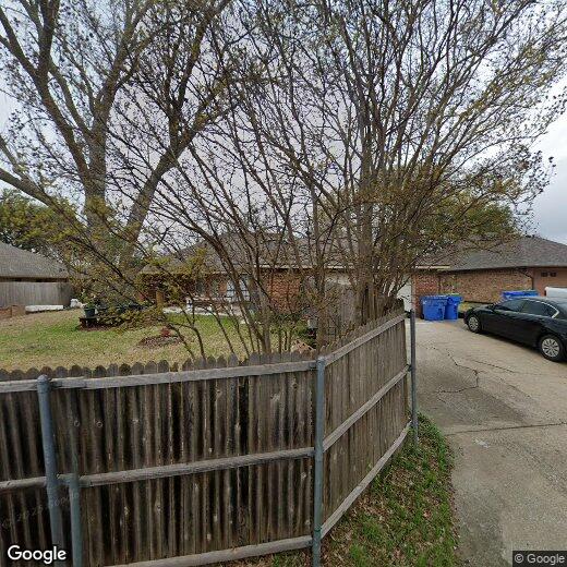 Foto principal - 3109 Elmhurst St