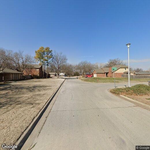 919 NE Turtle Creek Dr, Lawton, OK 73507 Townhome Rentals in Lawton