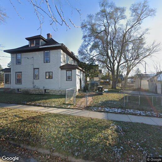 Primary Photo - 858 Hackett St