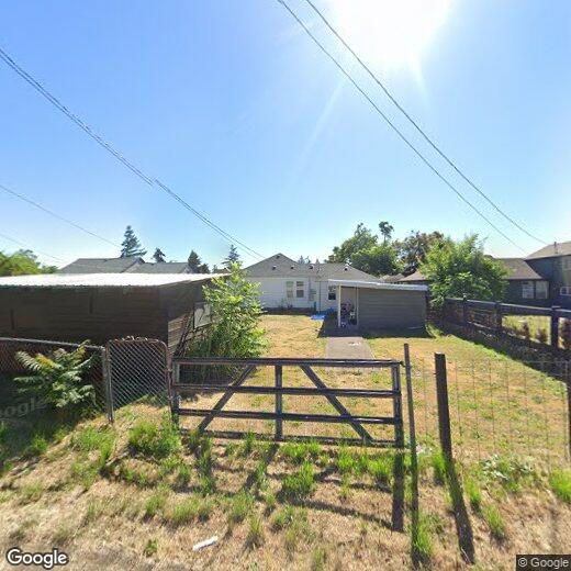 2 br, 1 bath House 240 21st St House for Rent in Springfield, OR