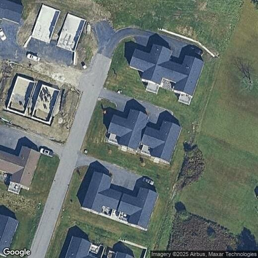 Foto principal - 69 Ivan Dr