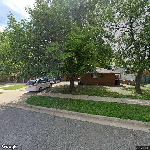 Primary Photo - 2600 N Warren Ave