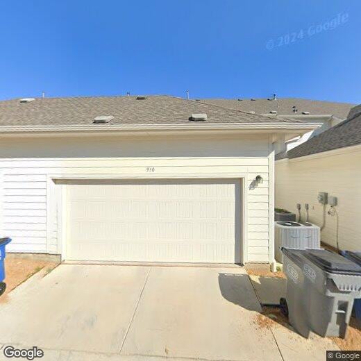 Foto principal - 930 Marian Dr