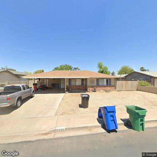 Primary Photo - 124 W Hillview St