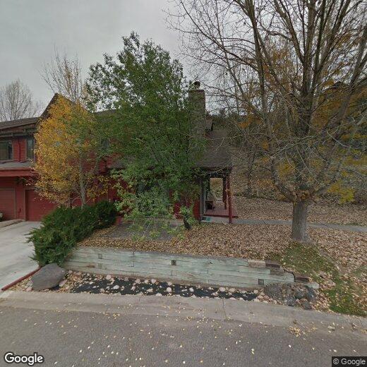 Foto principal - 95 Silverado Dr