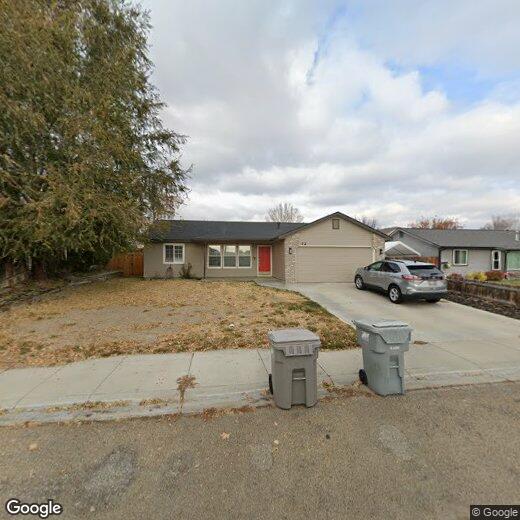 Primary Photo - 72 S Peppermint Dr