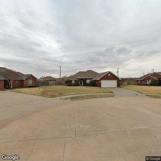 Primary Photo - 5605 Chinaberry Dr