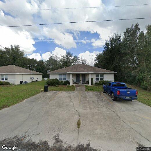 Foto principal - 1153 N Lion Cub Point
