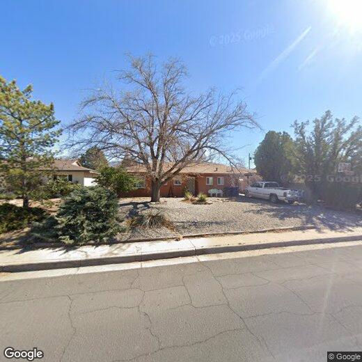 Foto principal - 2720 Espanola St NE