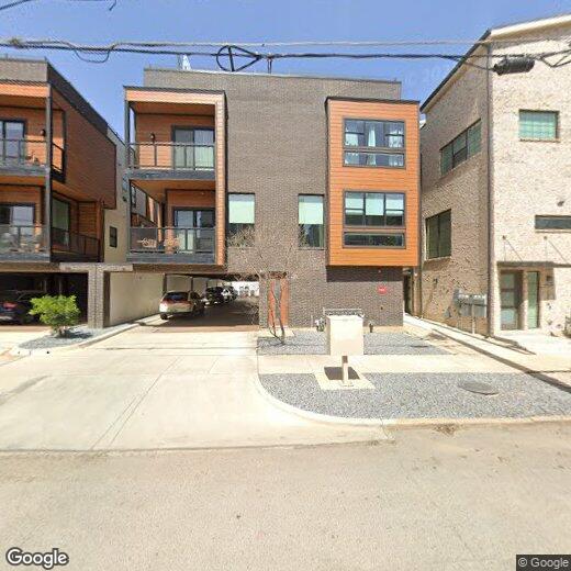 Primary Photo - 425 W 9th St