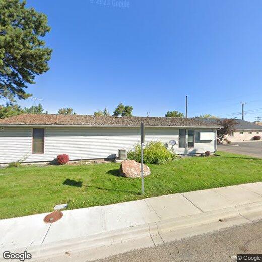 Primary Photo - 112 W Logan St