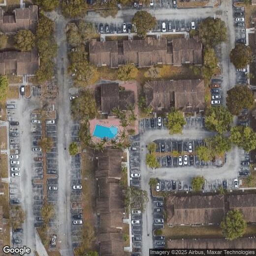 Foto principal - 8111 SW 21st Ct