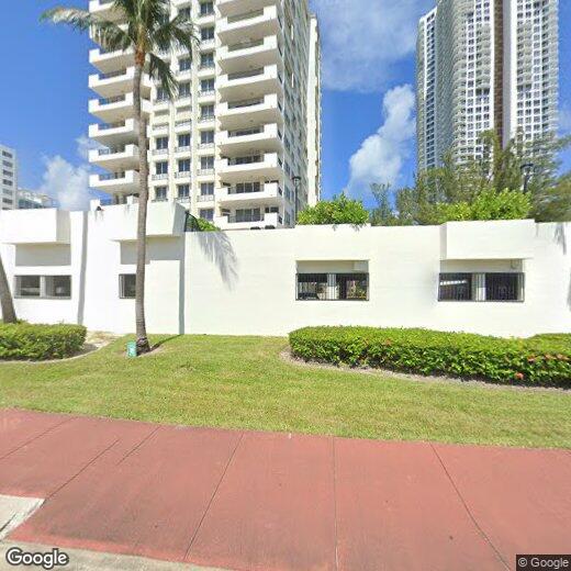 Primary Photo - 6422 Collins Ave