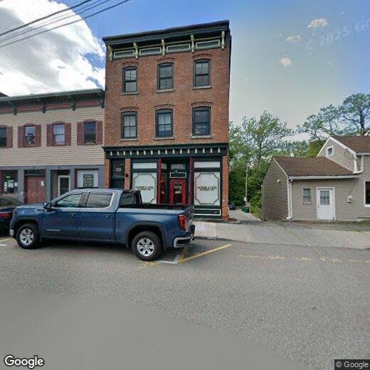 Foto principal - 25 E Main St