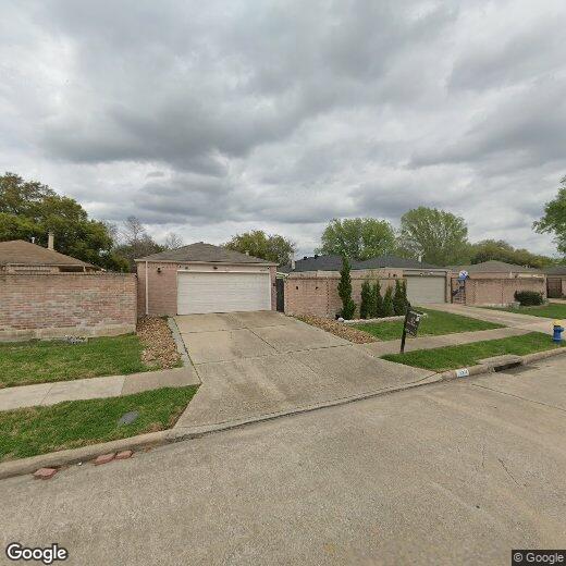 Primary Photo - 15914 Val Vista Dr