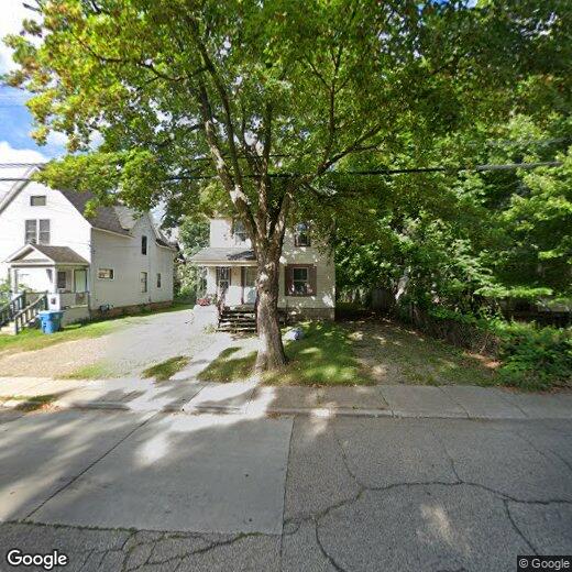 Primary Photo - 1328 James St