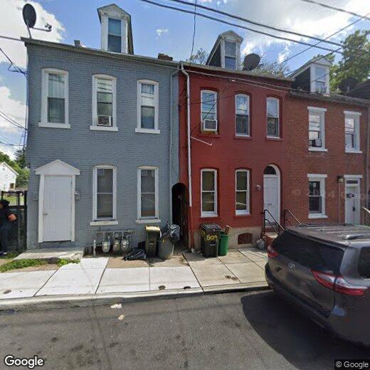 Primary Photo - ***Coming Soon*** Lancaster City Large 4 b...