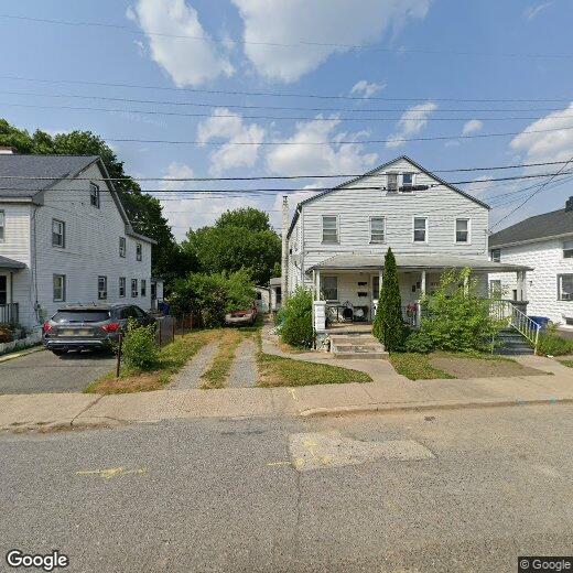 213 Oakwood Ave, Glassboro, NJ 08028 House for Rent in Glassboro, NJ