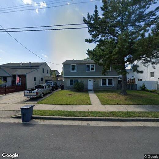Primary Photo - 704 N Cornwall Ave