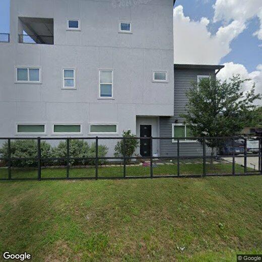 Primary Photo - 202 N York St