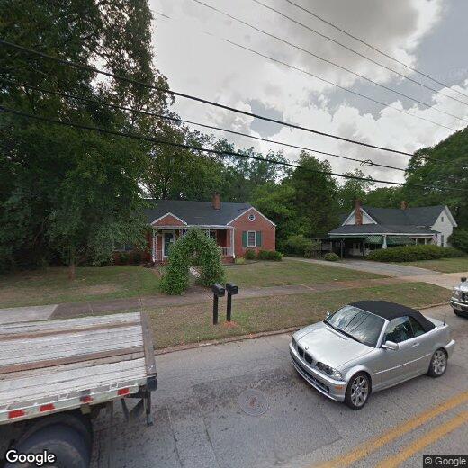 Foto principal - 92 Jonesboro St