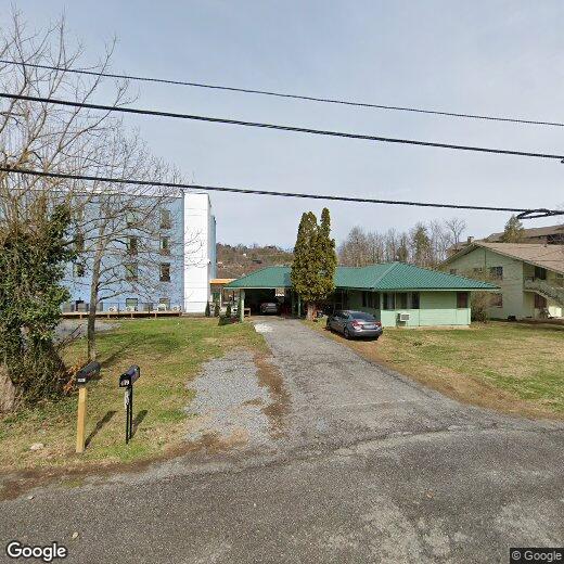 425 Trentham Ln, Gatlinburg, TN 37738 Apartment for Rent in